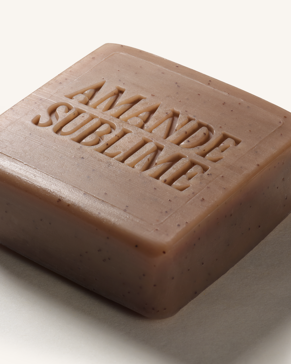 Almond (Amande) Scrubing Soap